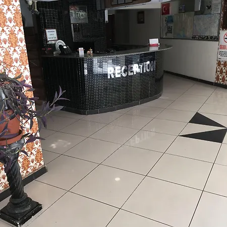 Safari Szálloda 3*