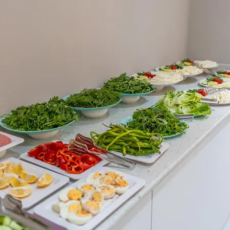 Safari Ξενοδοχείο 3*