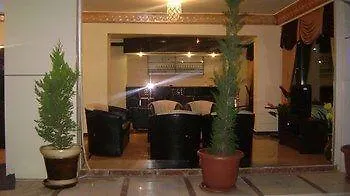 فندق Safari 3*