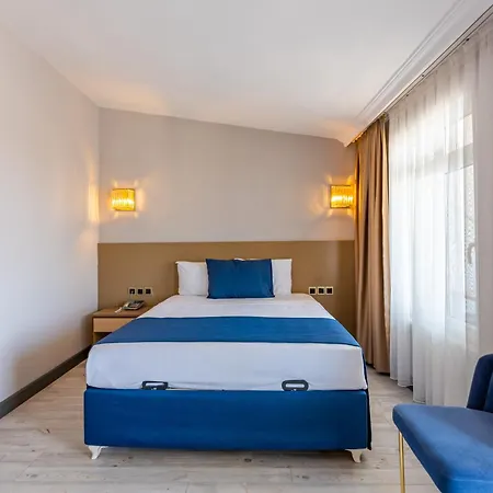 Safari Otel 3*