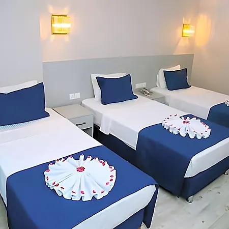 Hotell Safari 3*