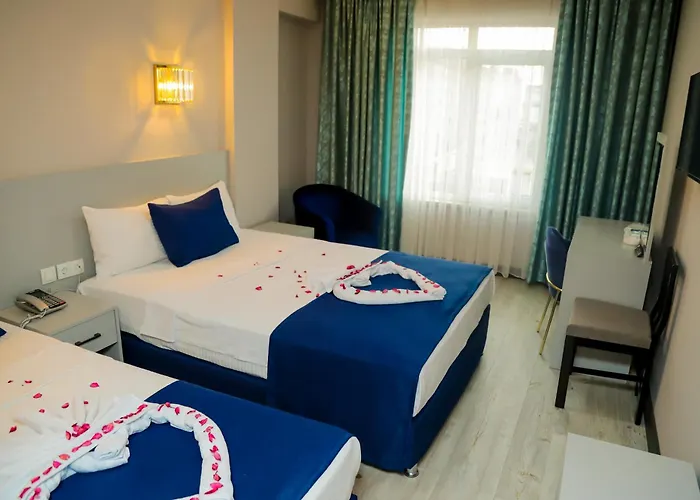 Safari Hotel 3*