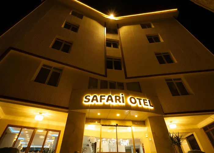 Hotel Safari 3*