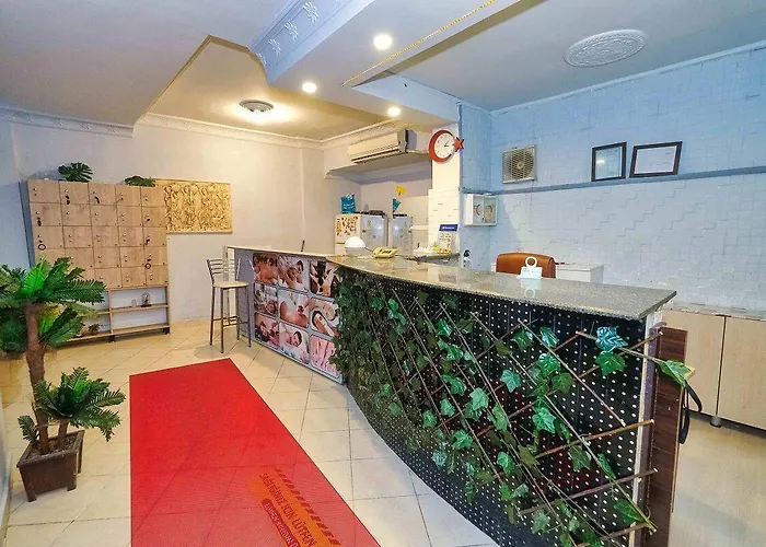 Safari Hotel