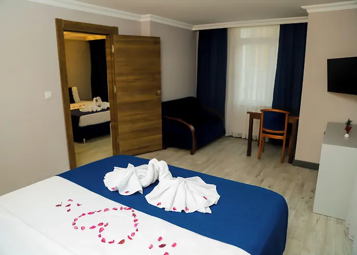Hotel Safari 3*