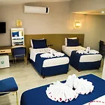 Safari Otel 3*