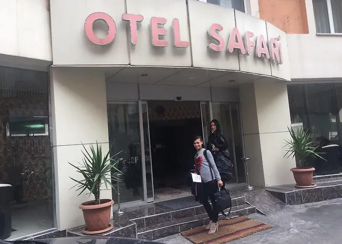 Hotel Safari